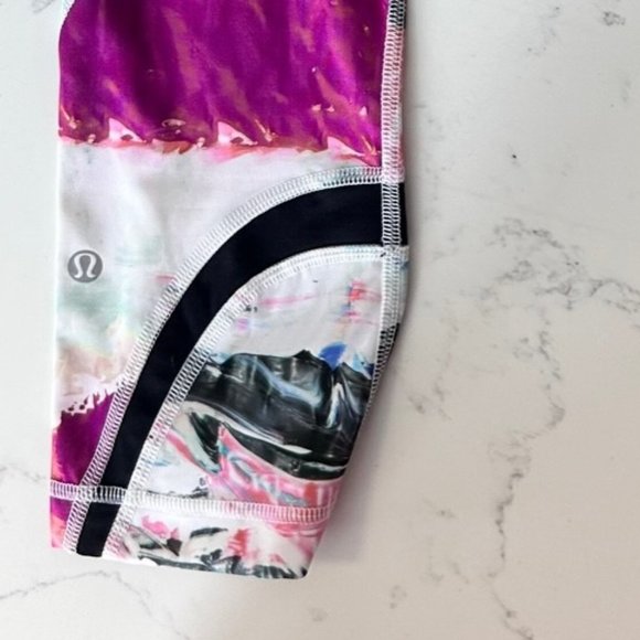 Lululemon Training Capris 21" - Picture 3 of 3